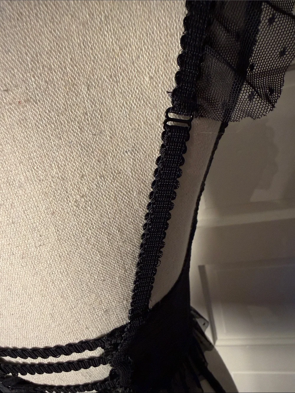 Black Lace Underwire Bustier Corset Top Ruffle Coquette Medium